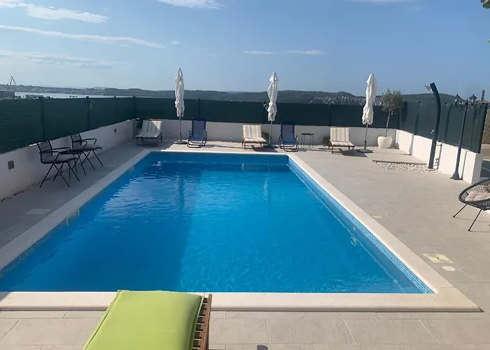 Bella Vista Seget Lägenhet Trogir
