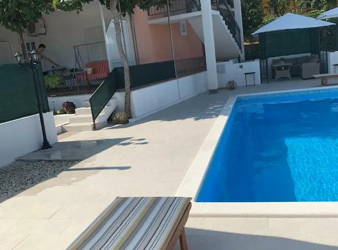 Bella Vista Seget Lägenhet Trogir
